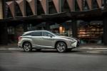 Lexus RX450hL 2018 года (AU)